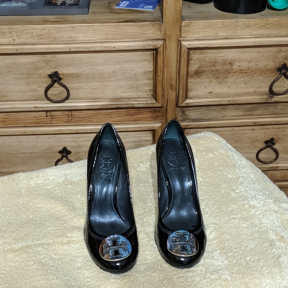 Tori Burch black patent wedges